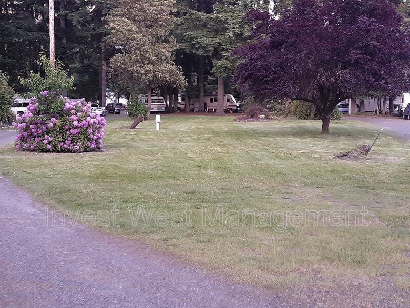 626 Silverbrook Rd - Photo 3 of 23