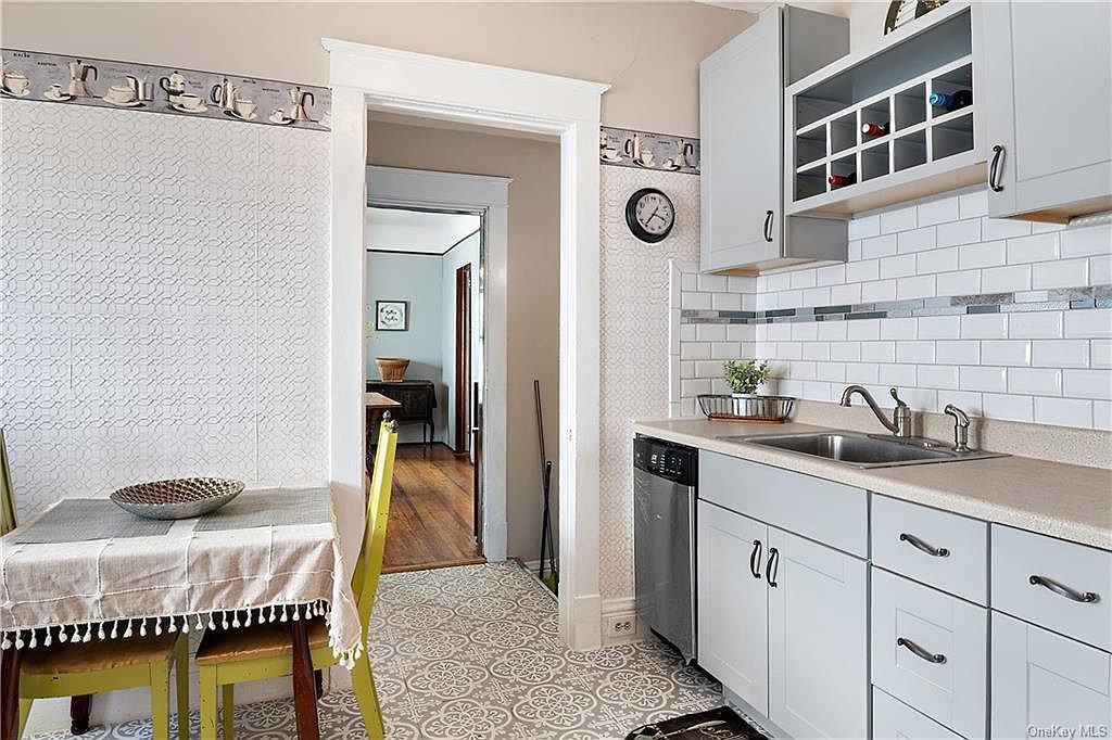 2923 Wellman Ave #NA - Photo 2 of 6