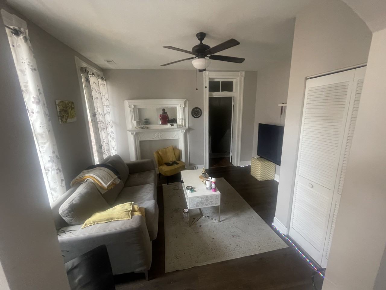 408 1/2 W Marshall St #NA - Photo 2 of 7