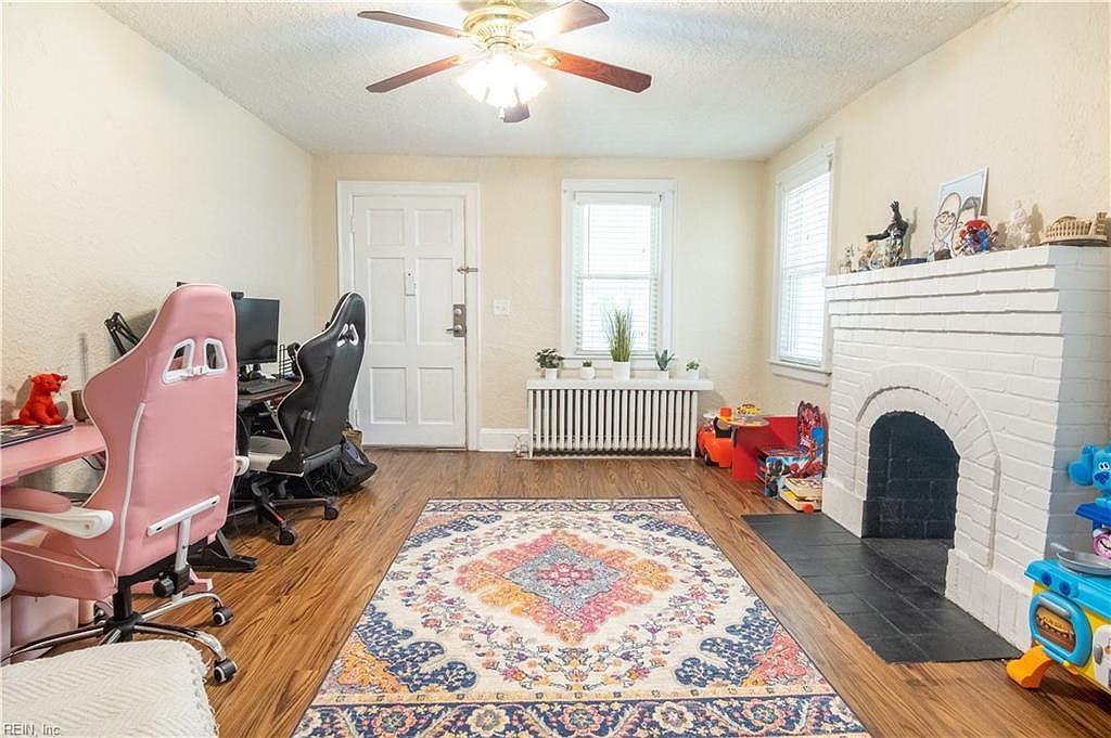 1528 Fleetwood Ave #NA - Photo 3 of 10