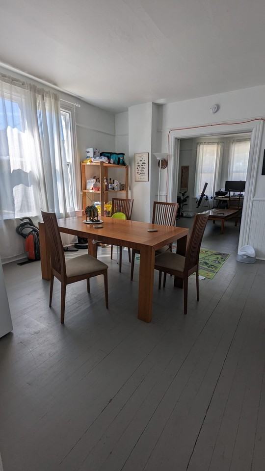 700 Vernon Dr - Photo 3 of 8