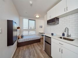 featured image of 2425 Valdez St