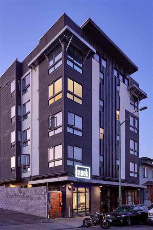 2425 Valdez St - Photo 6 of 19