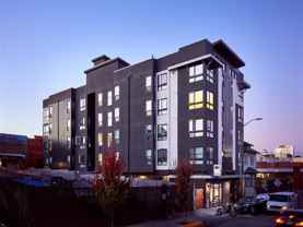 2425 Valdez St - Photo 1 of 1