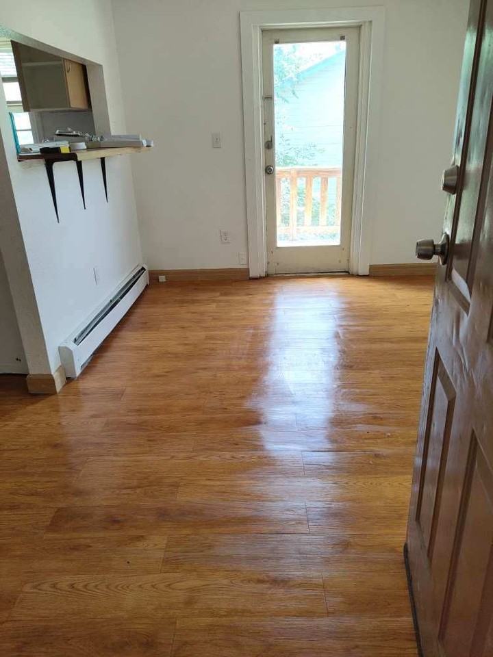 1112 E 5th St #1112 - Photo 4 of 27