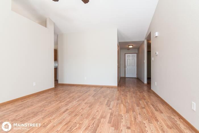 202 Kansas City Ct - Photo 2 of 15