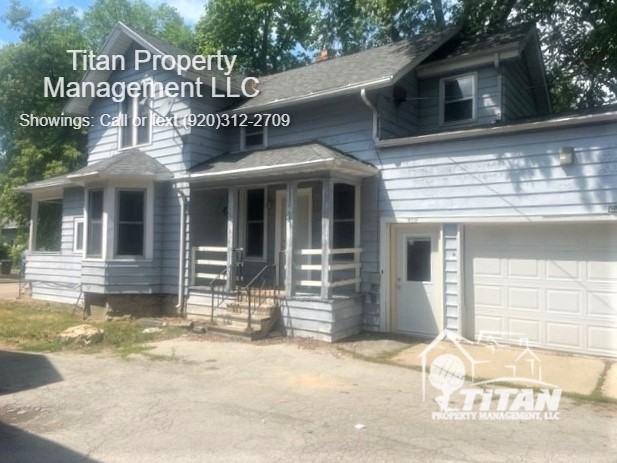 852 Jackson St Uppr #2 - Photo 2 of 9