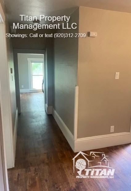 852 Jackson St Uppr #2 - Photo 6 of 9