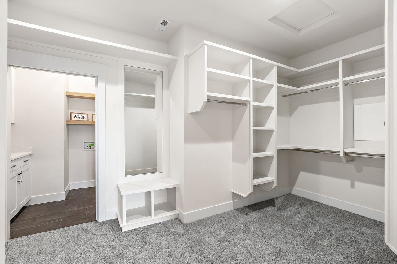 2460 W Iron Coop St #1 - Photo 7 of 30