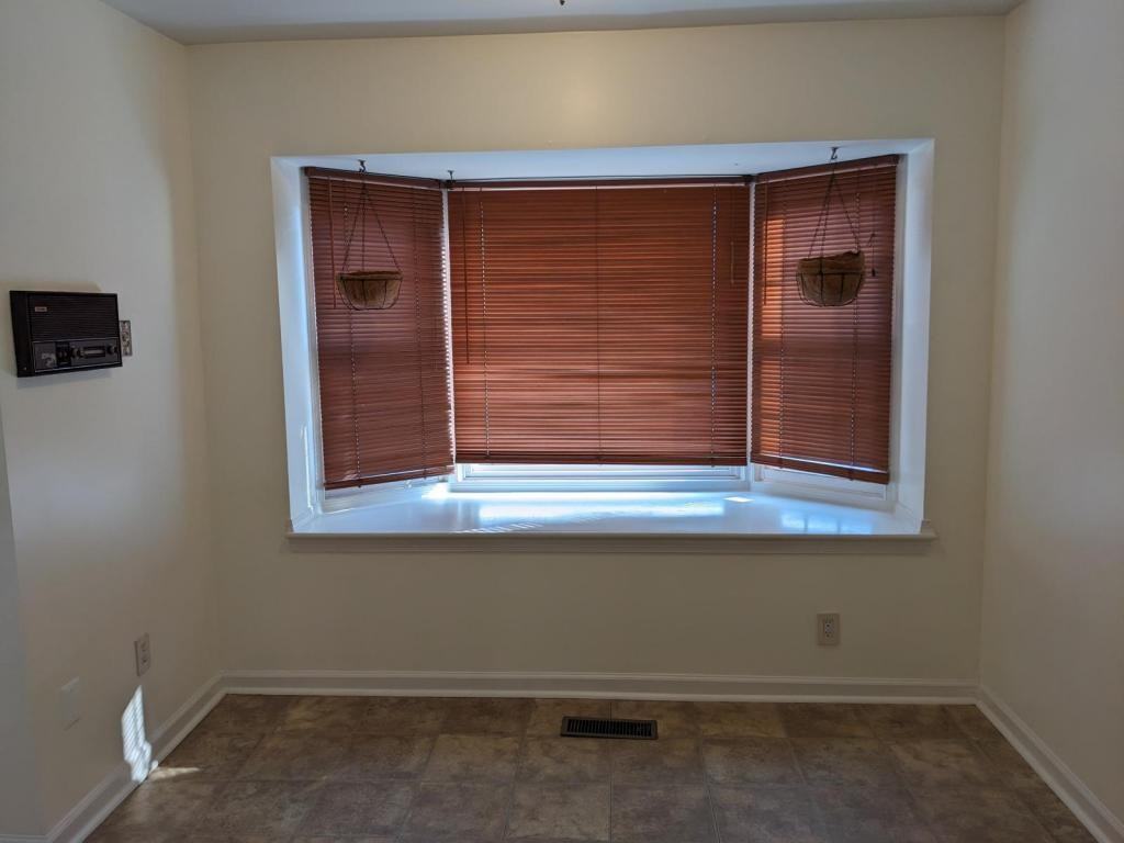 7479 Zanuck Ct - Photo 3 of 35