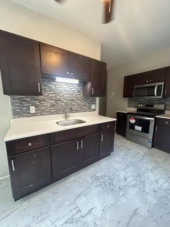 104 N 10th St ##3 - Photo 2 of 17