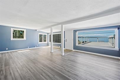 1310 Alki Ave Sw - Photo 3 of 44