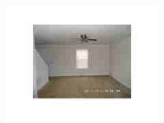 35 Cardinal Ct - Photo 3 of 9