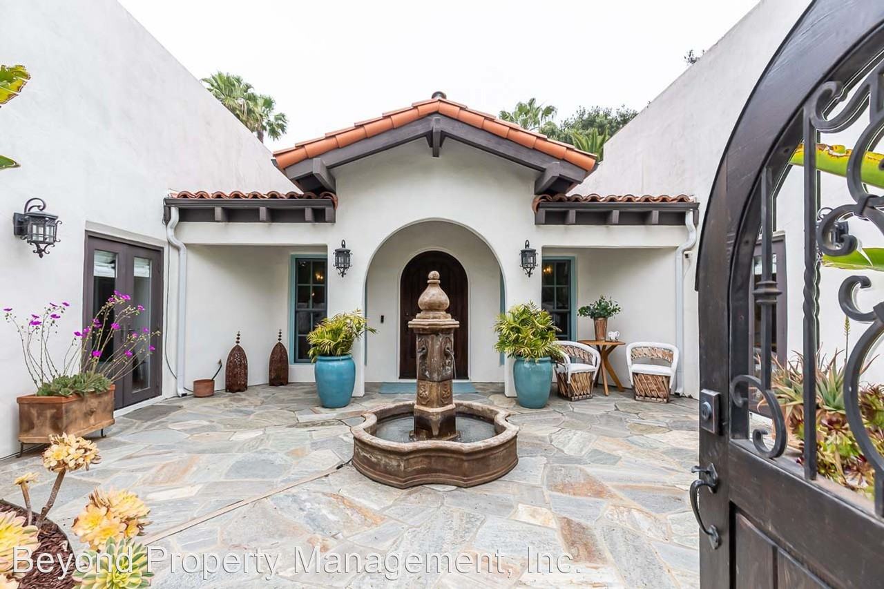 17523 Avenida Peregrina - Photo 2 of 40