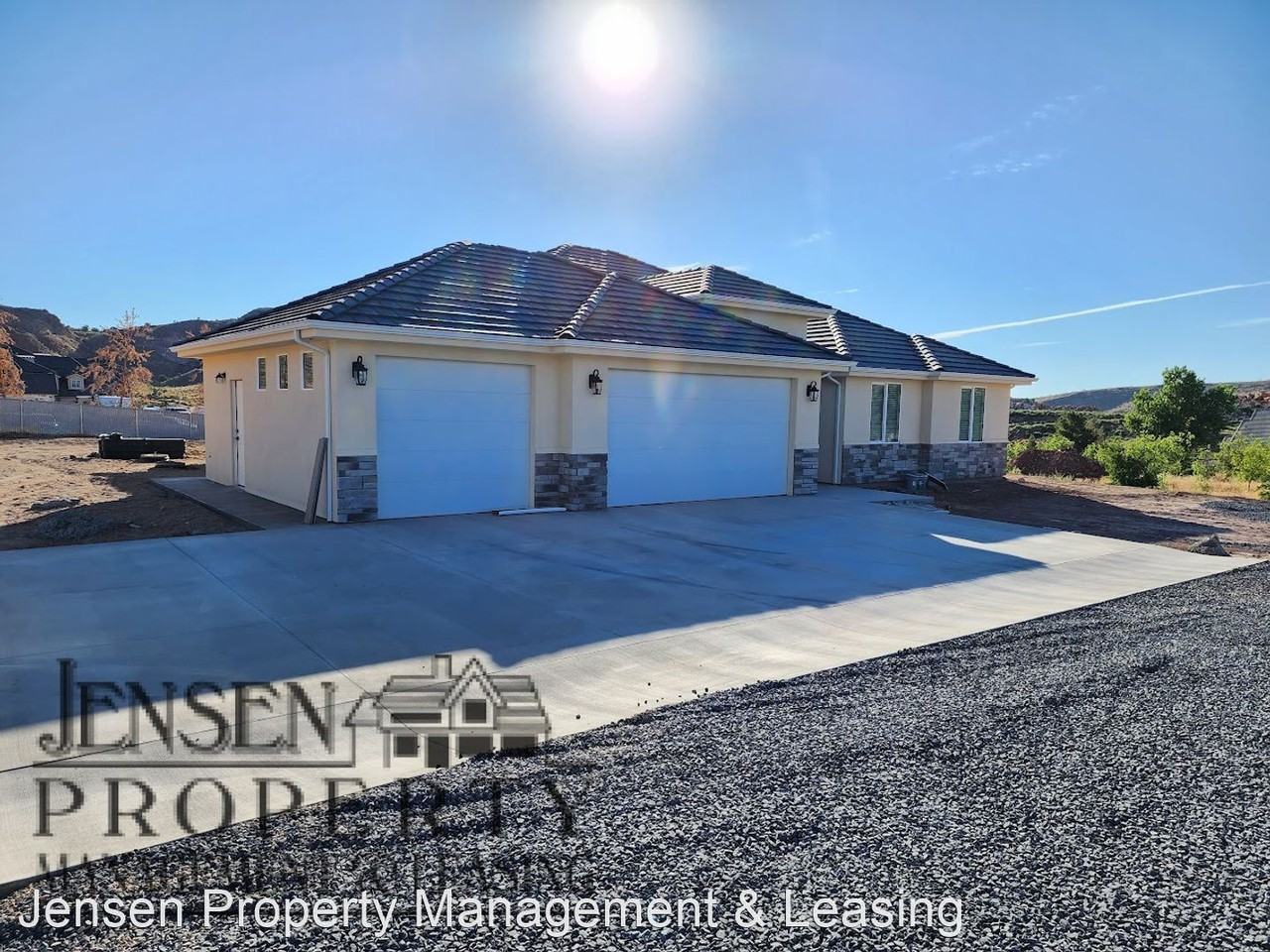 192 Silver Valley Rd - Photo 2 of 37