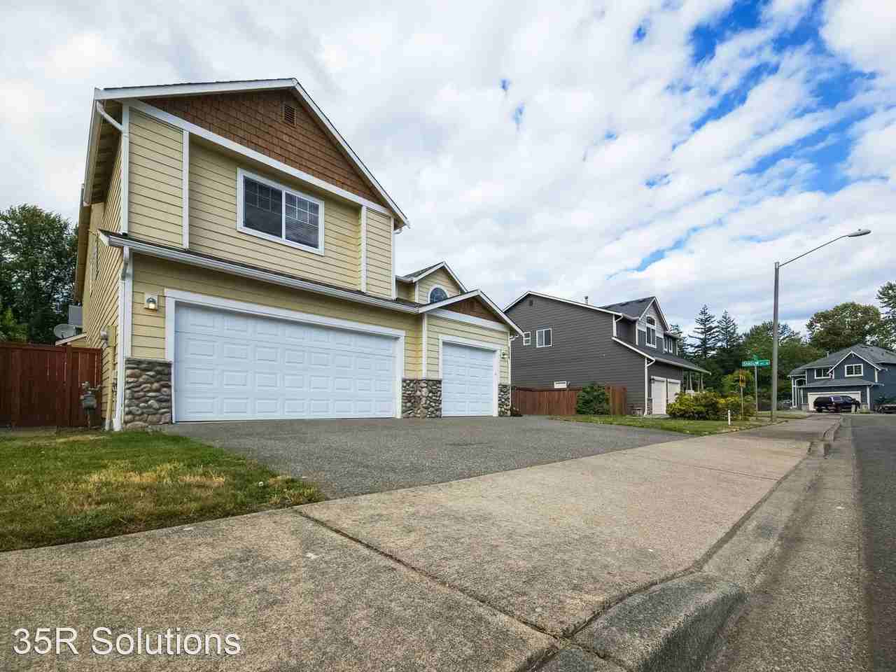 6204 Ne 7th Pl - Photo 2 of 32