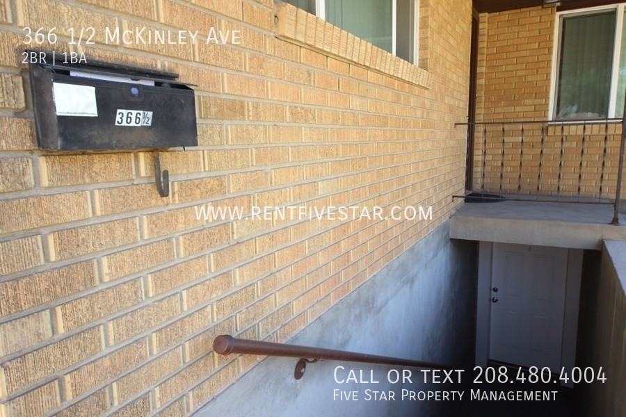 366 1/2 Mckinley Ave - Photo 2 of 14