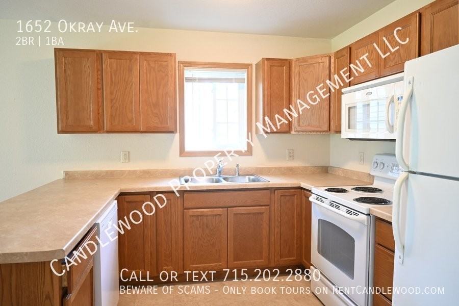 1652 Okray Ave - Photo 3 of 27