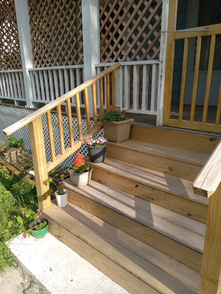 833 E North St - Photo 3 of 49