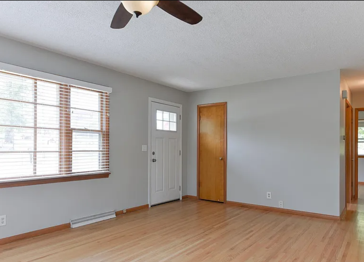 8926 Hamilton St #NA - Photo 2 of 8