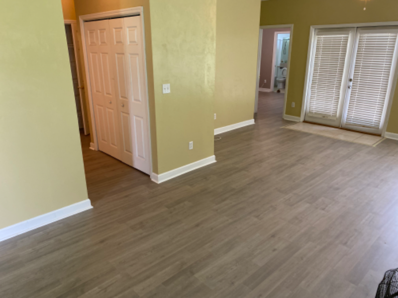 808 Medical Commons Ct - Photo 2 of 11