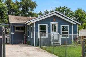 featured image of 9413 Clinton Dr