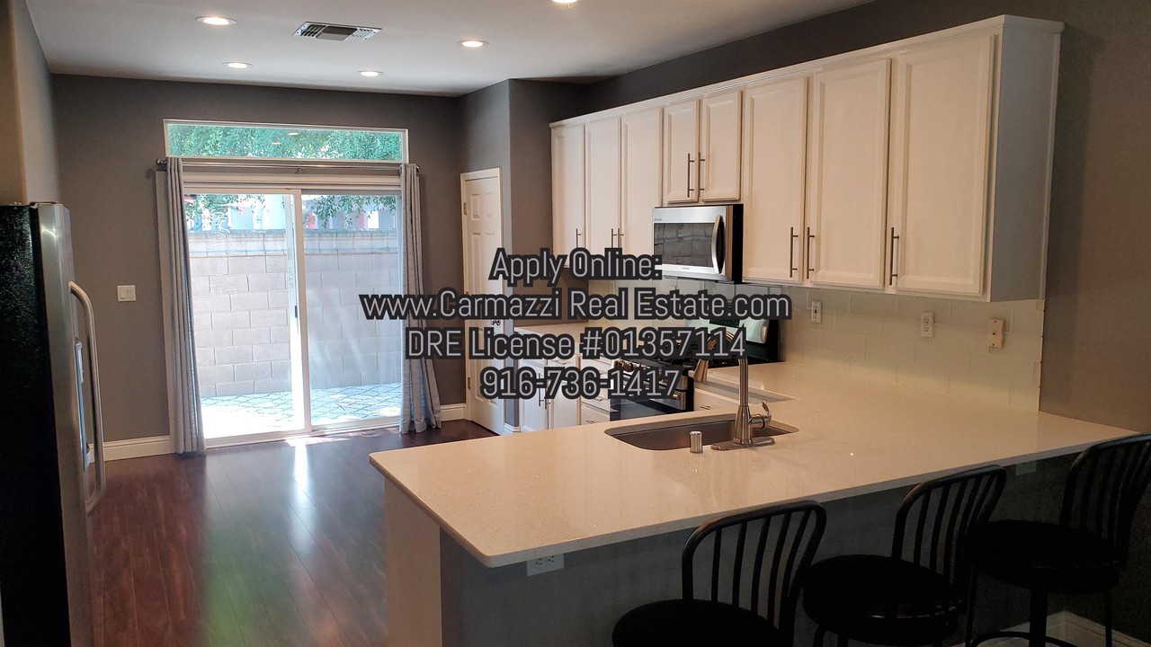139 Dragonfly Cir #1 - Photo 3 of 29