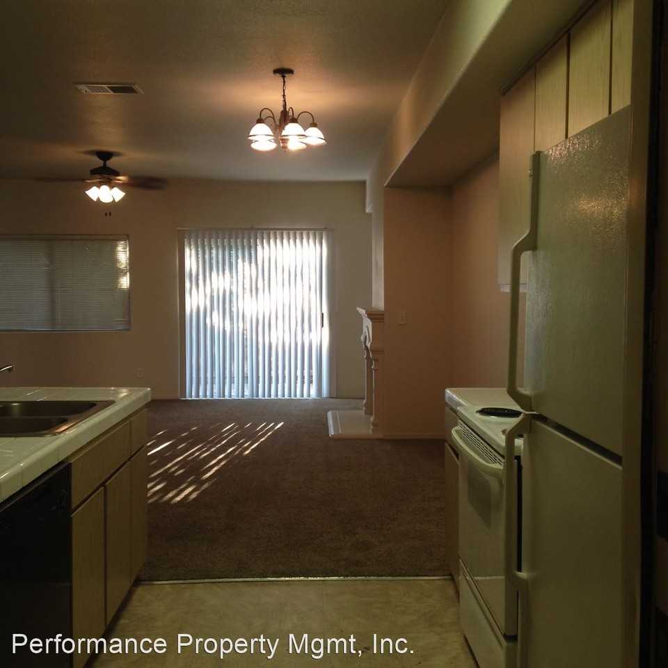 1219-1233 W. Spruce 1227-1233 W. Spruce - Photo 2 of 10