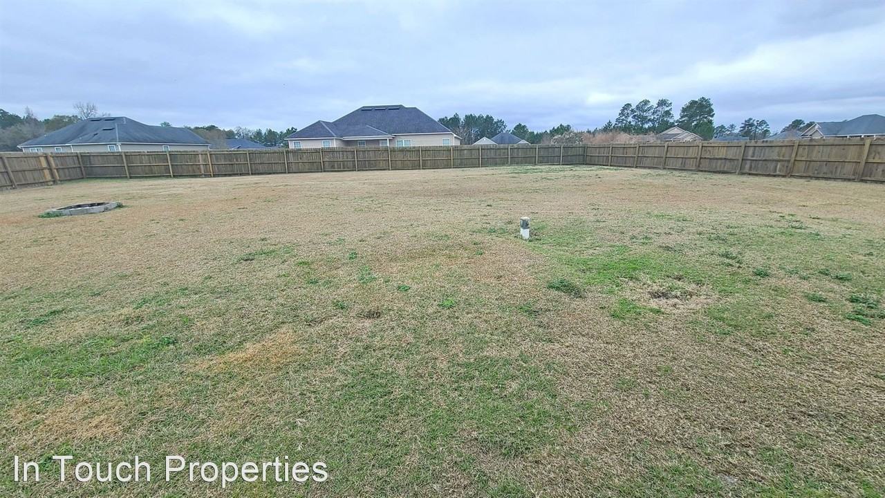 85 Mill Pond Pl - Photo 3 of 14