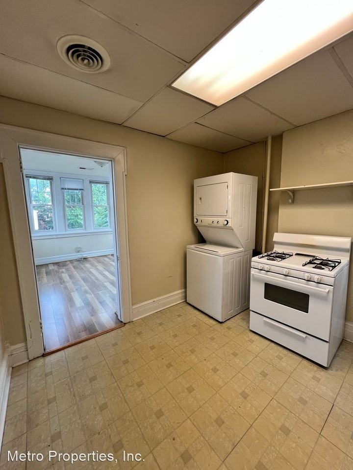 104 North Arthur Ashe Boulevard - Photo 2 of 10