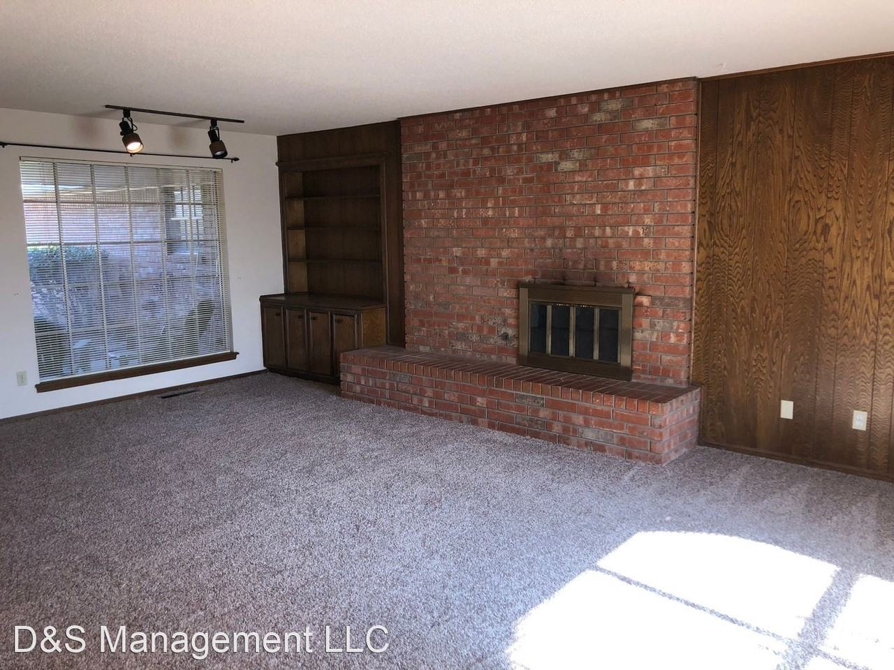 4106 Nw 34th St - Photo 3 of 14