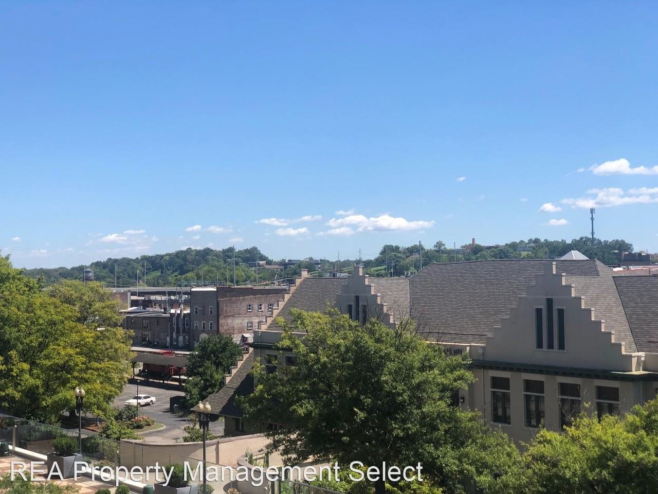 333 W. Depot Avenue - Photo 2 of 27