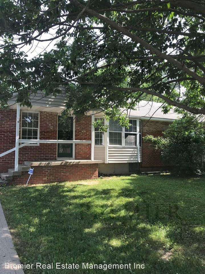 402 W Front Street - Photo 2 of 17