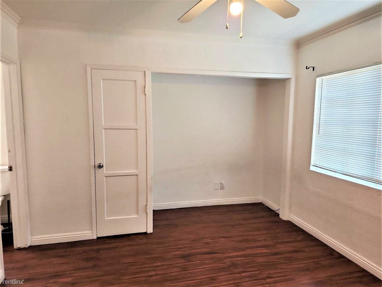 117 N Lowell St - Photo 3 of 8