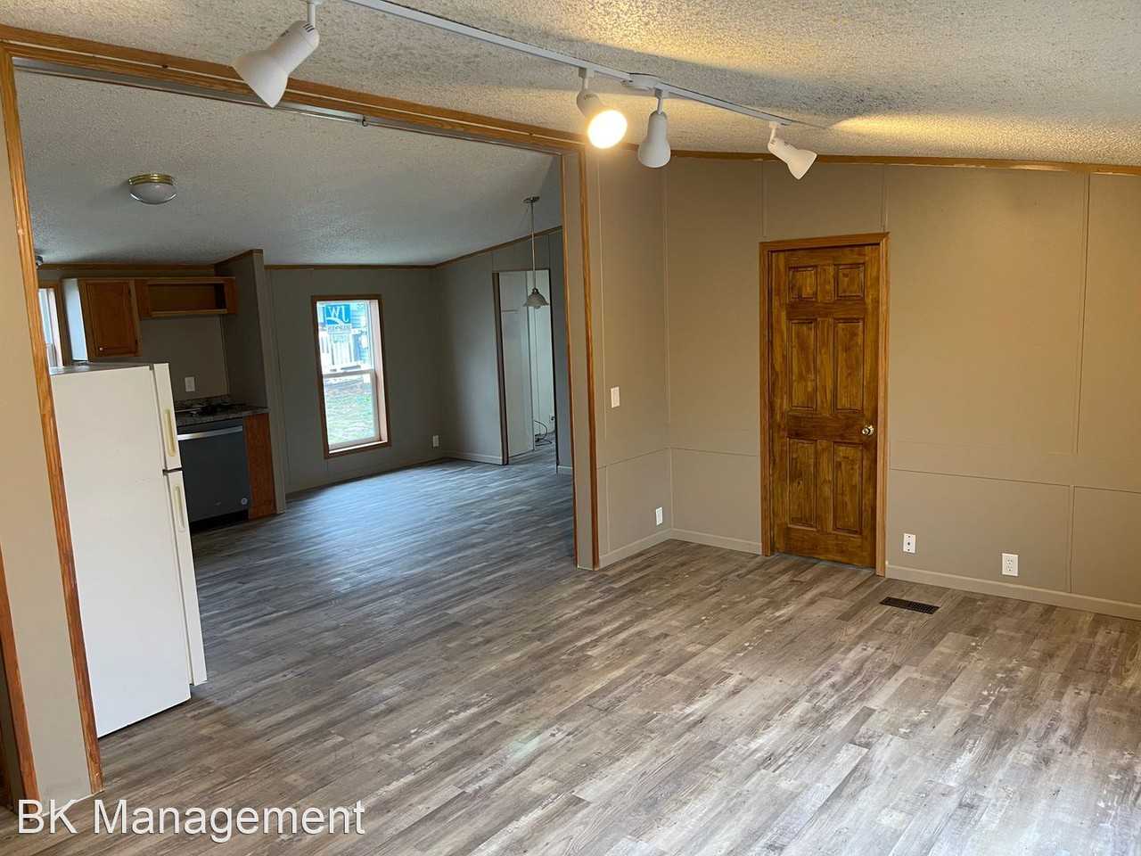 Wallace Avenue - Photo 3 of 10