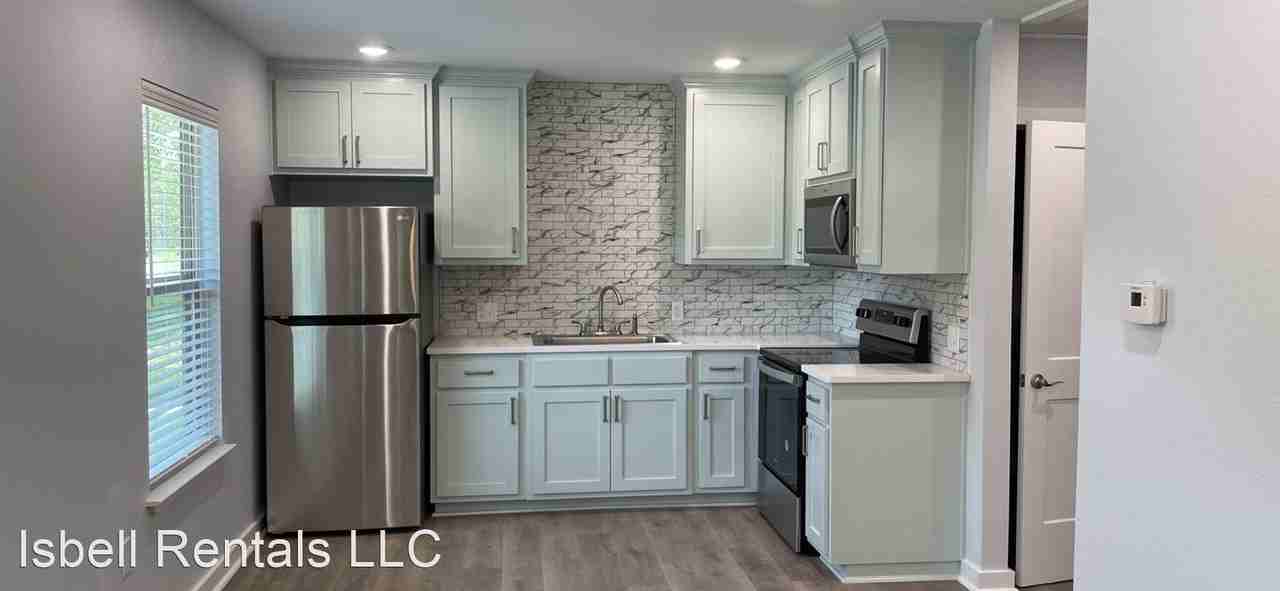 3709/3711 Broken Bow Road - Photo 3 of 16