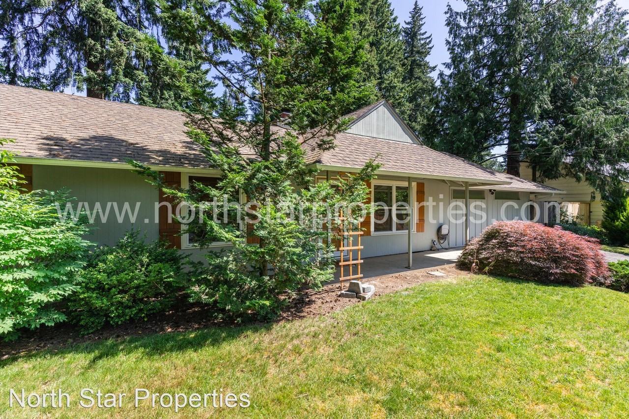 6315 Sw Dawn St - Photo 3 of 40