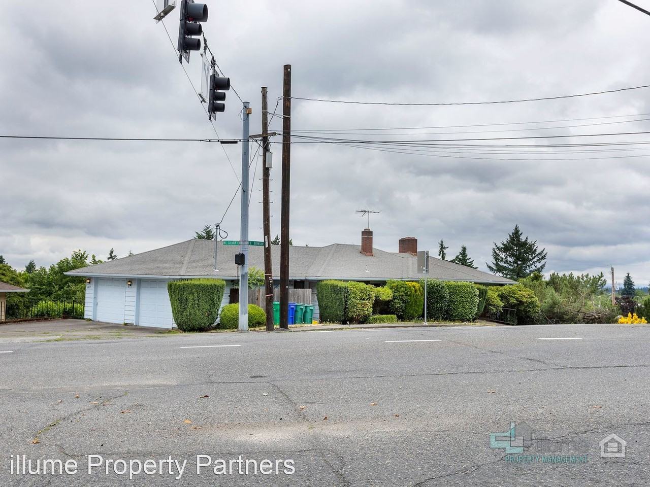 6815 E Burnside St - Photo 3 of 26