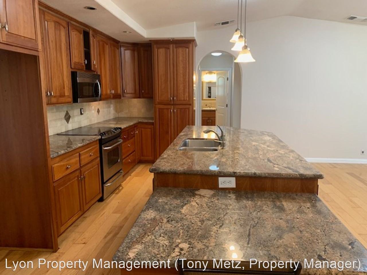 4780 Holly Dr - Photo 3 of 24