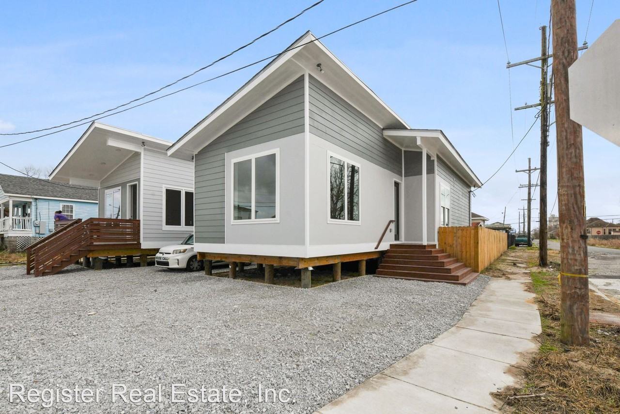 2501 Desire St - Photo 2 of 12