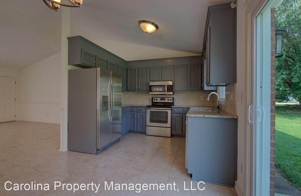 5132 Rea Rd - Photo 3 of 33
