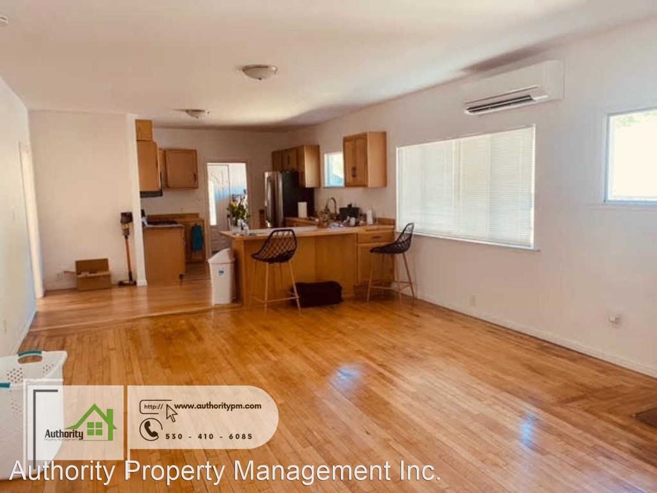 1176 Willis St - Photo 3 of 10