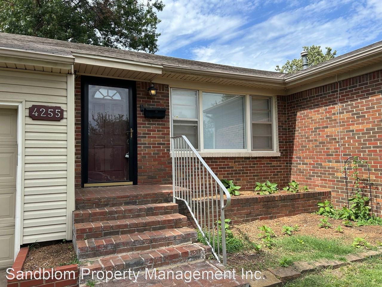 4255 E 25th Pl - Photo 2 of 19