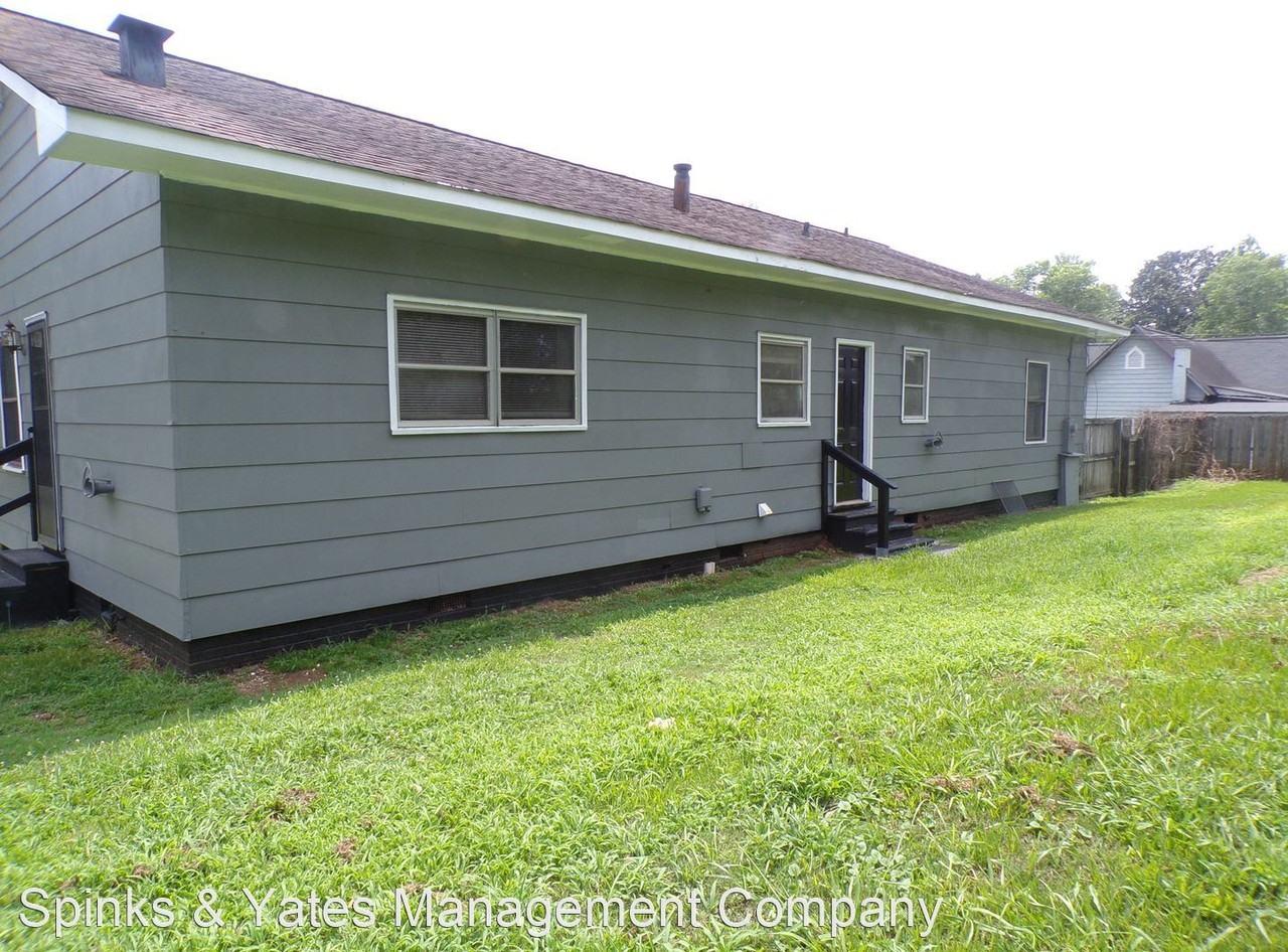 104 Glenn St - Photo 2 of 14