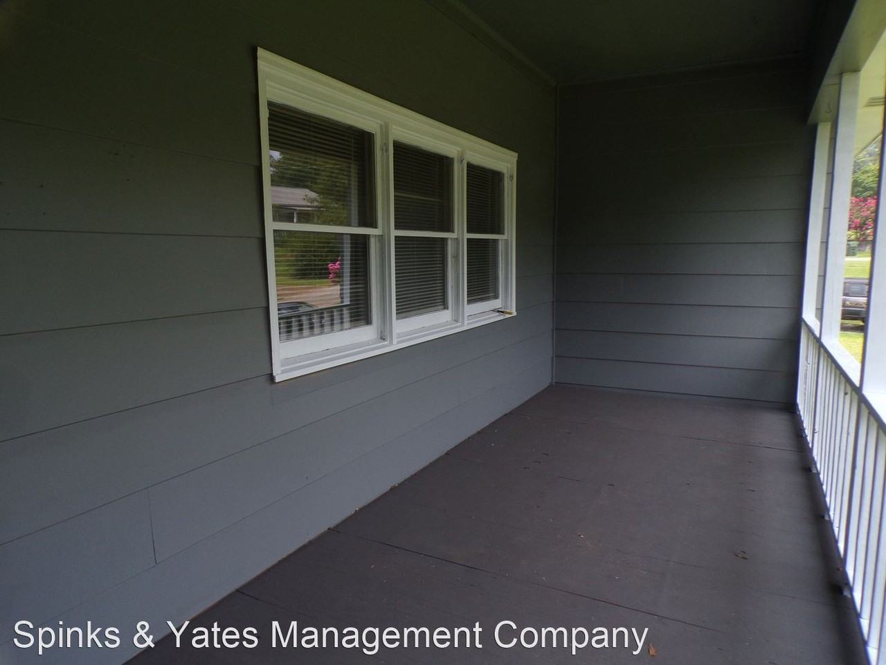 104 Glenn St - Photo 3 of 14