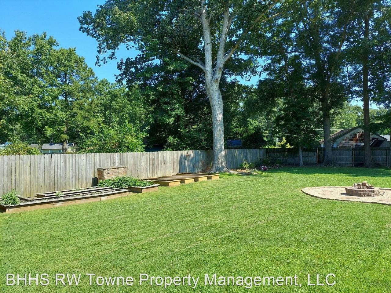 1324 Butts Station Rd - Photo 2 of 30