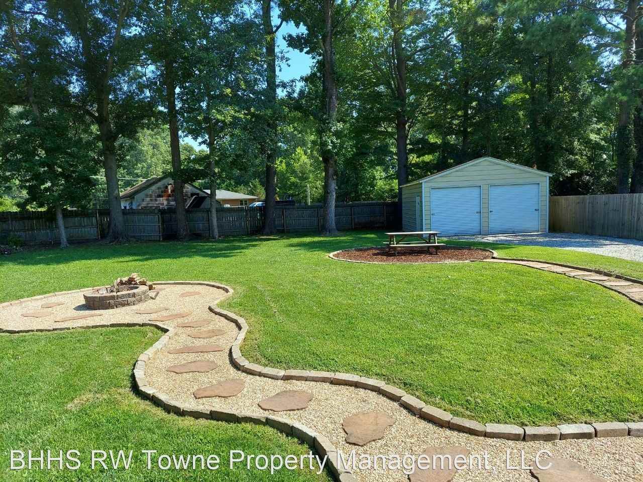 1324 Butts Station Rd - Photo 3 of 30