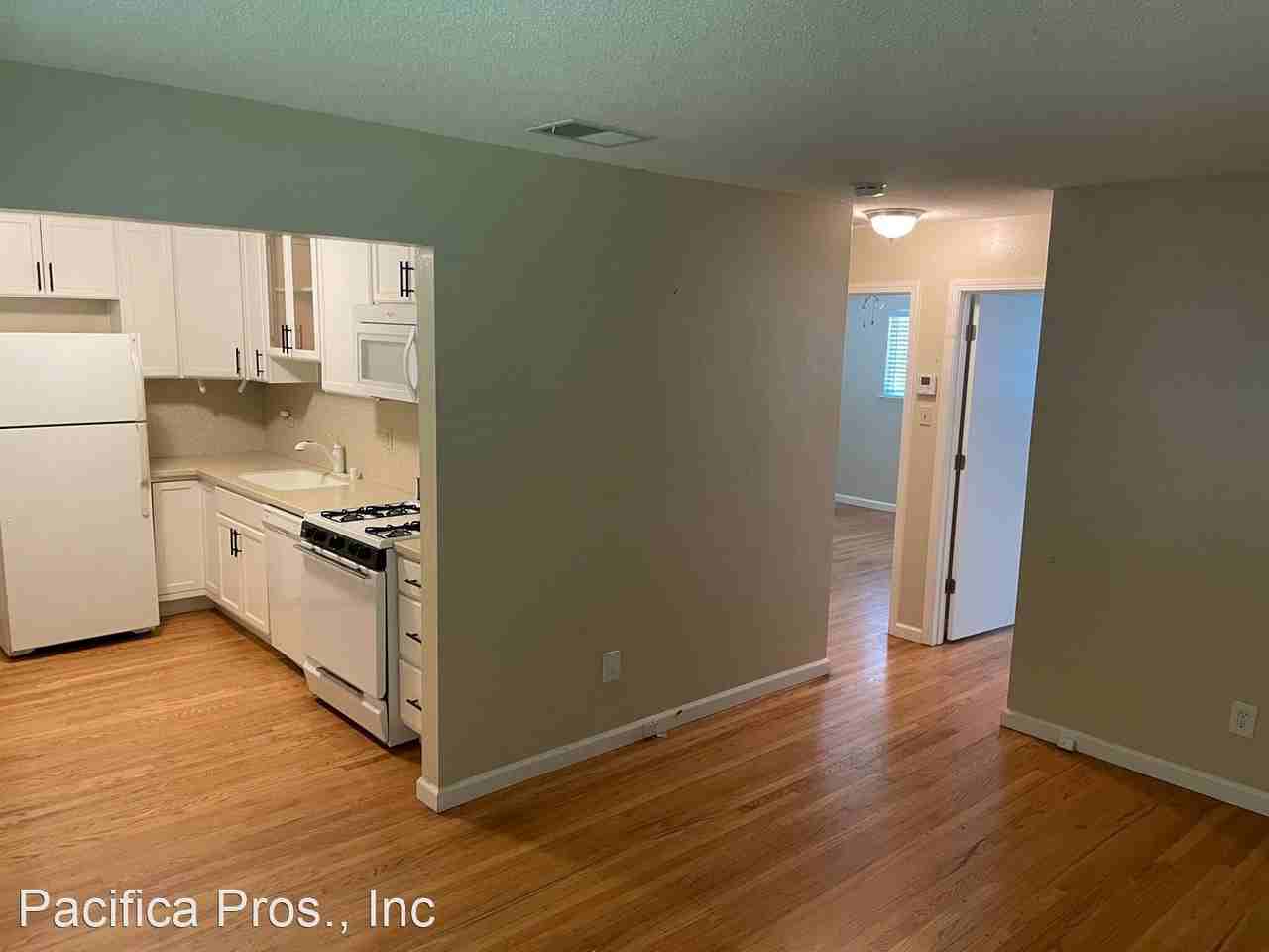 958/960 Evelyn Lane - Photo 2 of 12