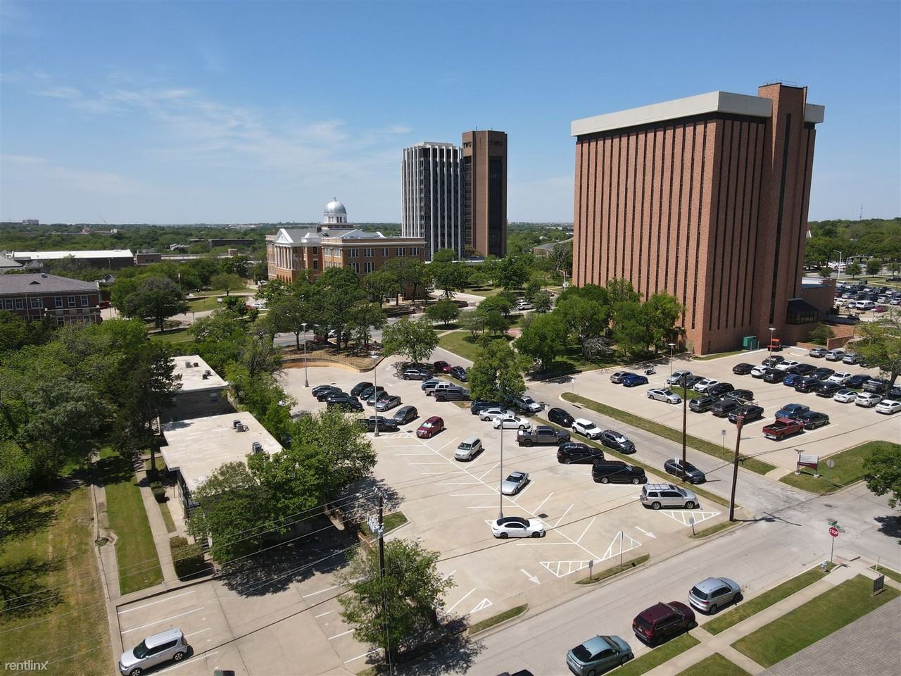 Bellaire - Photo 2 of 15