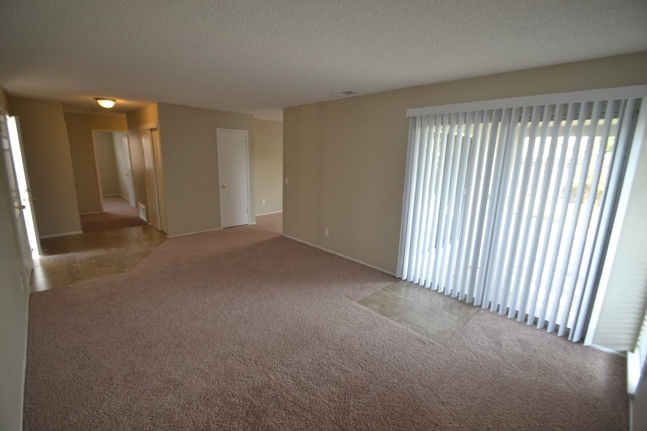 5821 Longs Peak Pl - Photo 3 of 8